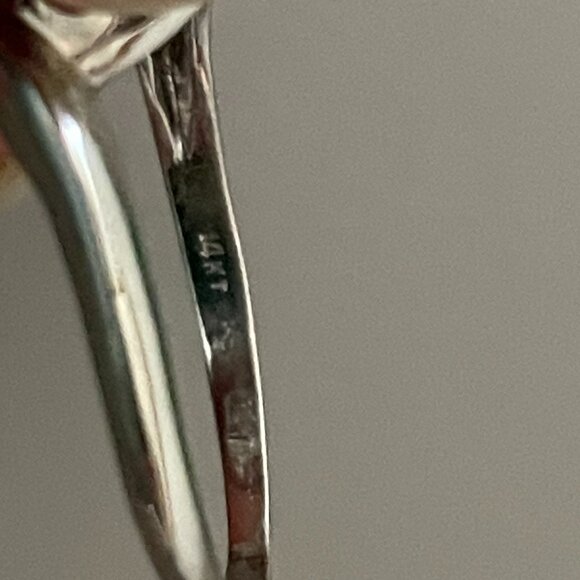 Vintage 14kt White Gold Round Brilliant Cut Diamond Ring Size 8-8.5 - Picture 8 of 10